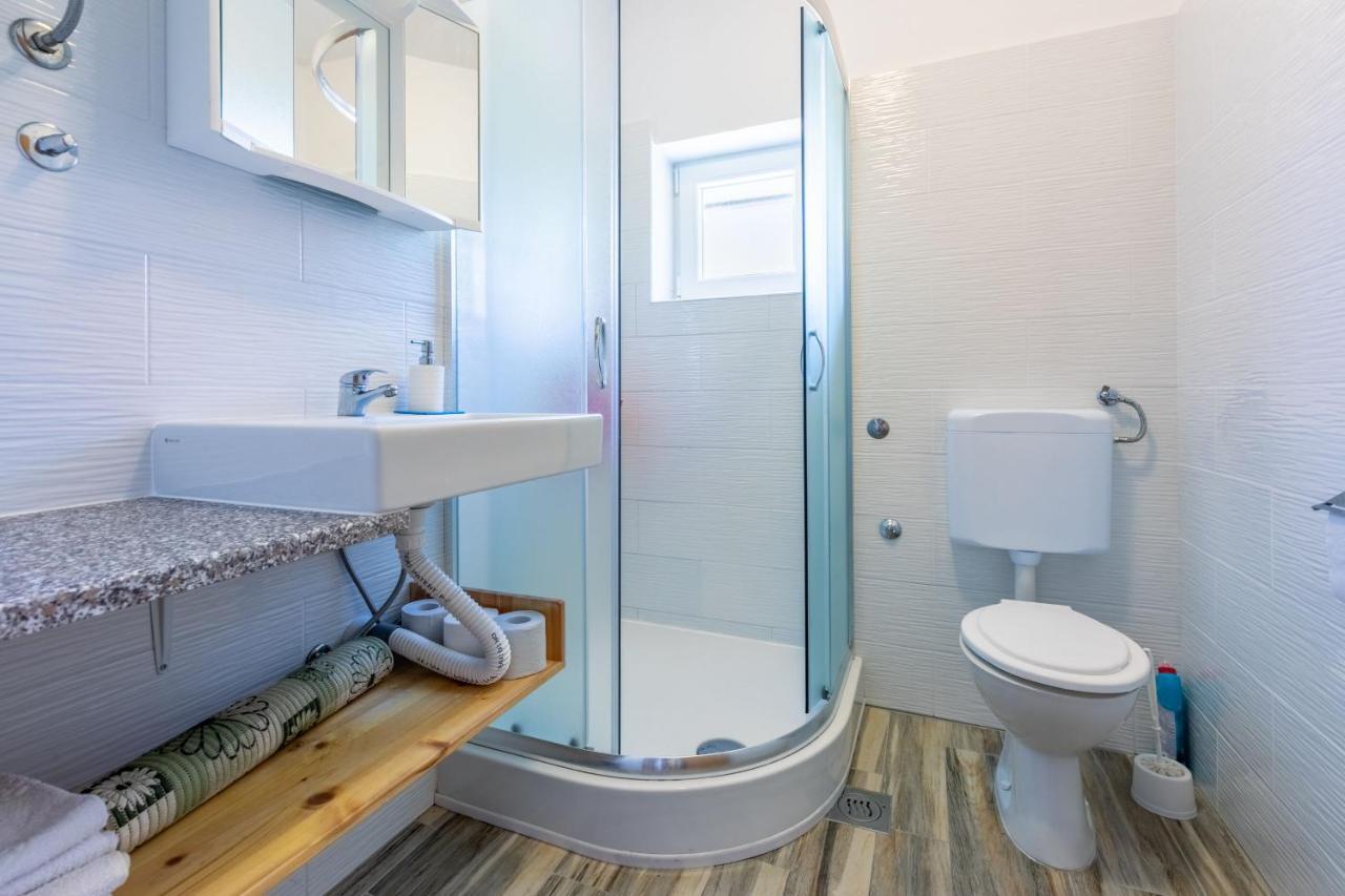 Apartments Rozaria ดรามัลย์ ภายนอก รูปภาพ