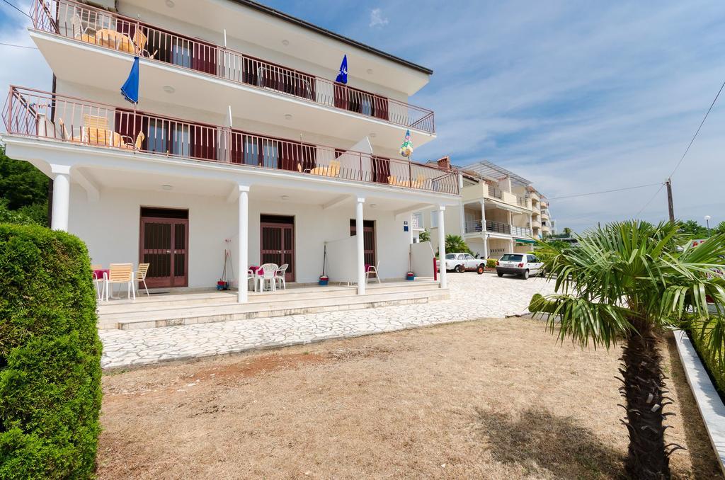 Apartments Rozaria ดรามัลย์ ภายนอก รูปภาพ